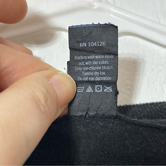 Tultex, 2014 Tim McGraw Tour Shirt. Size Small. In good used condition! - Picture 2 of 6